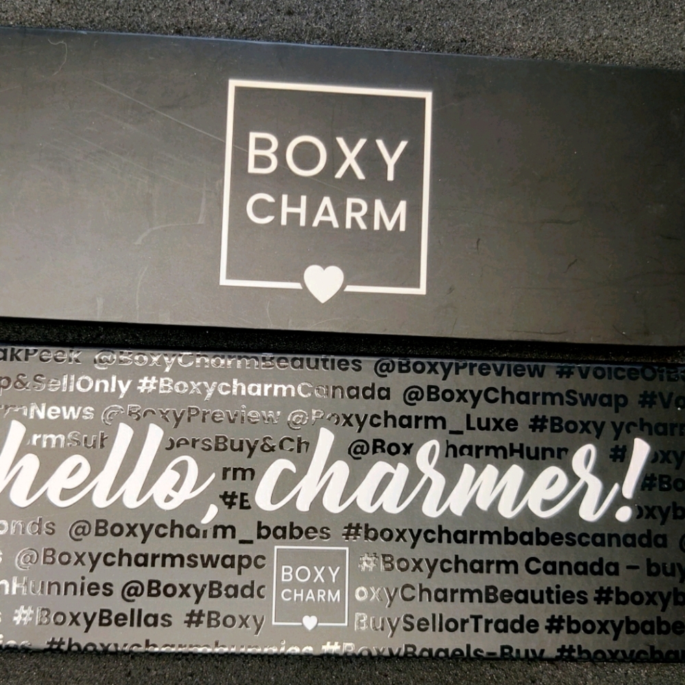 Hello Charmer Palette